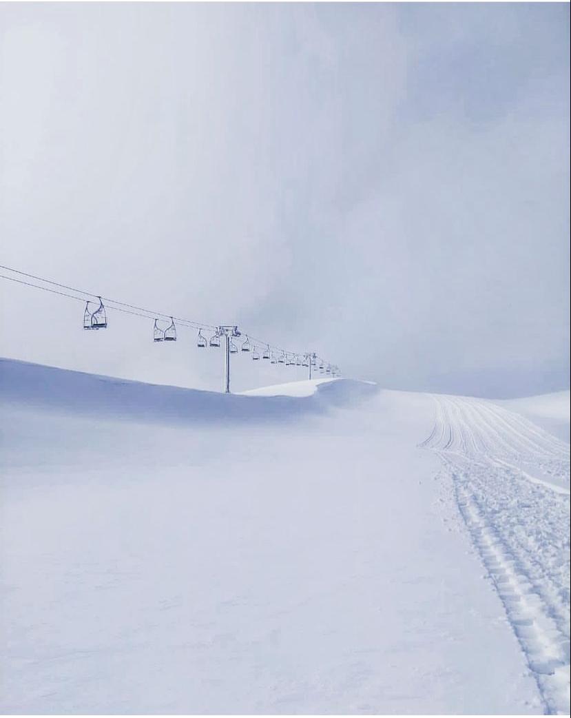 لمحبي السياحية الشتوية في لبنان... أسعار المنامة والنشاطات الخارجية!